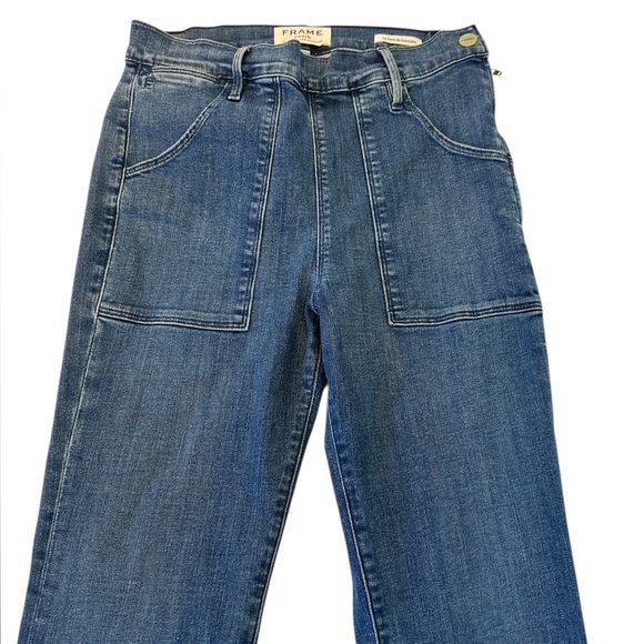 Frame Denim Le Francoise Flare Jeans in Sunnyslope - Picture 6 of 14